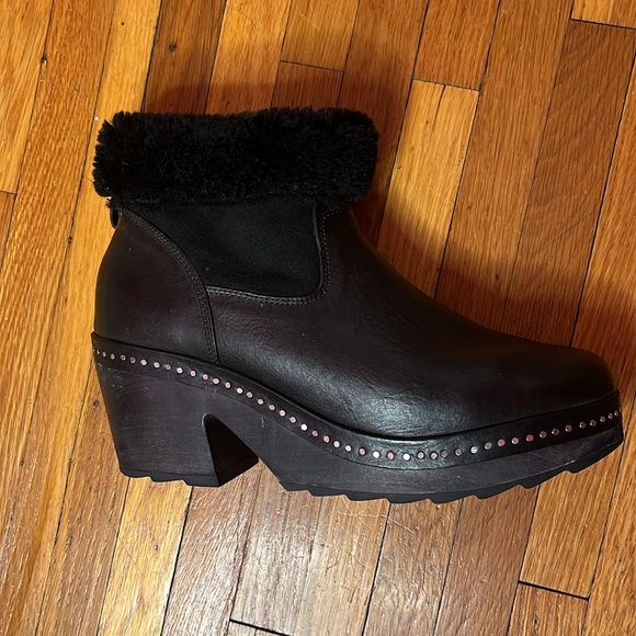 Excellent Condition Rag and Bone Booties - Picture 5 of 5